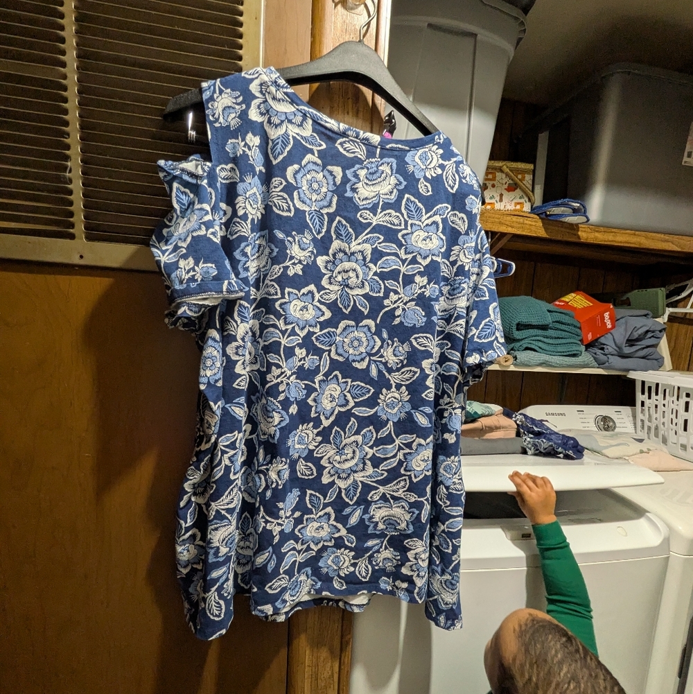 Blue Flowered Top